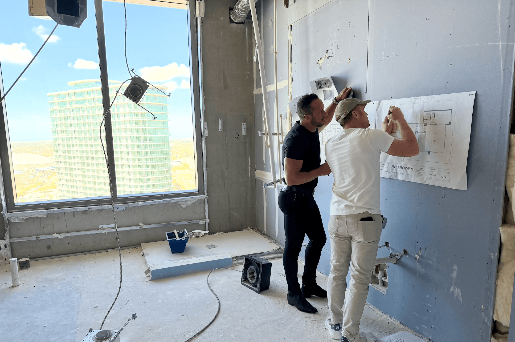 Should You Hire an Interior Designer, Architect, or Contractor First?